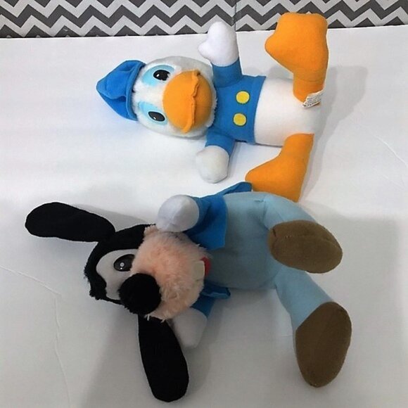 VINTAGE DISNEY MICKEY'S CHRISTMAS CAROL PLUSH 1984 - Picture 5 of 8